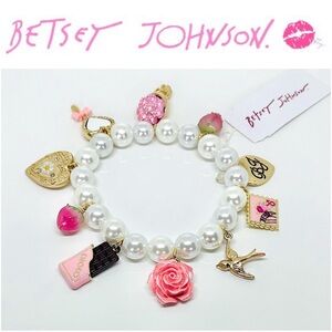 SOLD! Betsey Johnson Faux Stone Sweetheart Charm Stretch Bracelet NWT